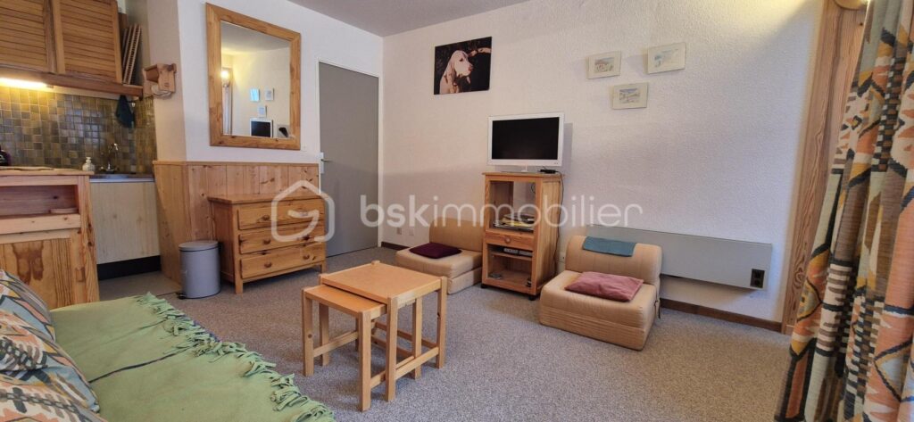 APPARTEMENT 31 M² (28 M² LOI CARREZ) À ALLOS – 1 pièce – NR chambres – 28 m²