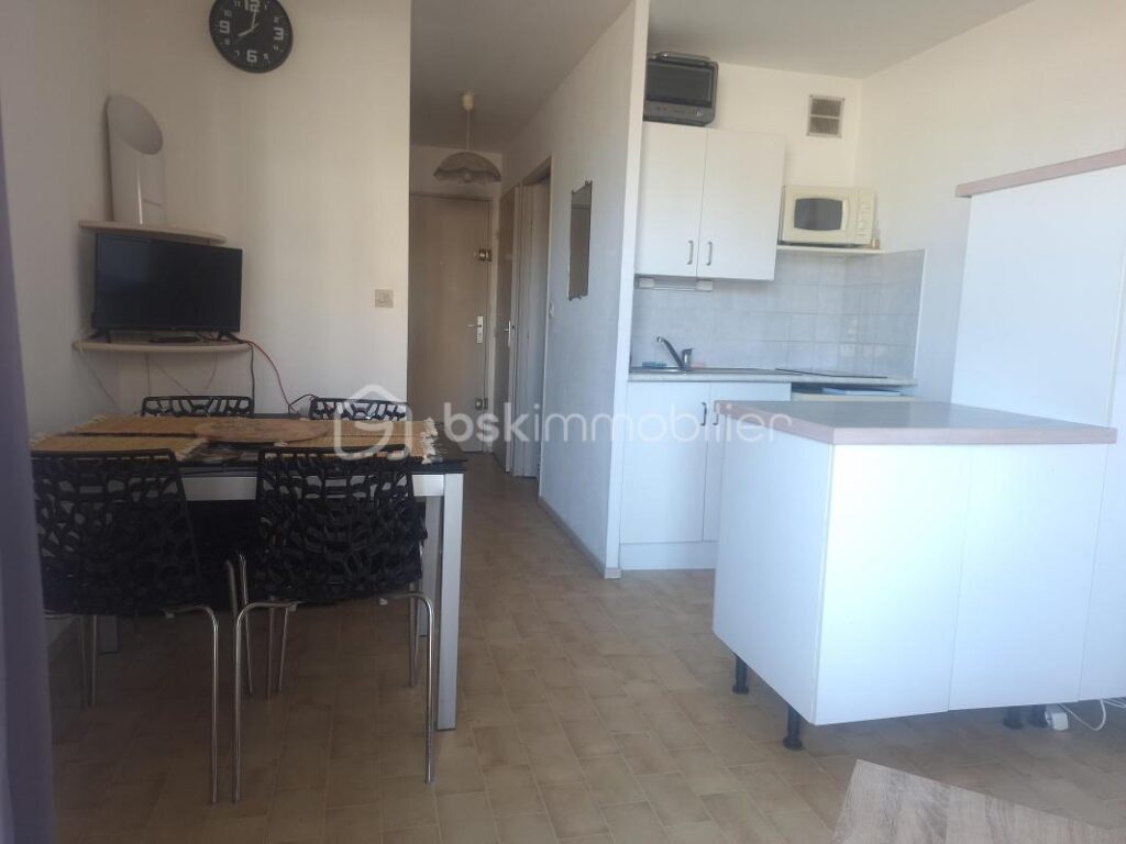 Appartement meublé – VUE MER – – 1 pièce – 1 chambre – 27 m²