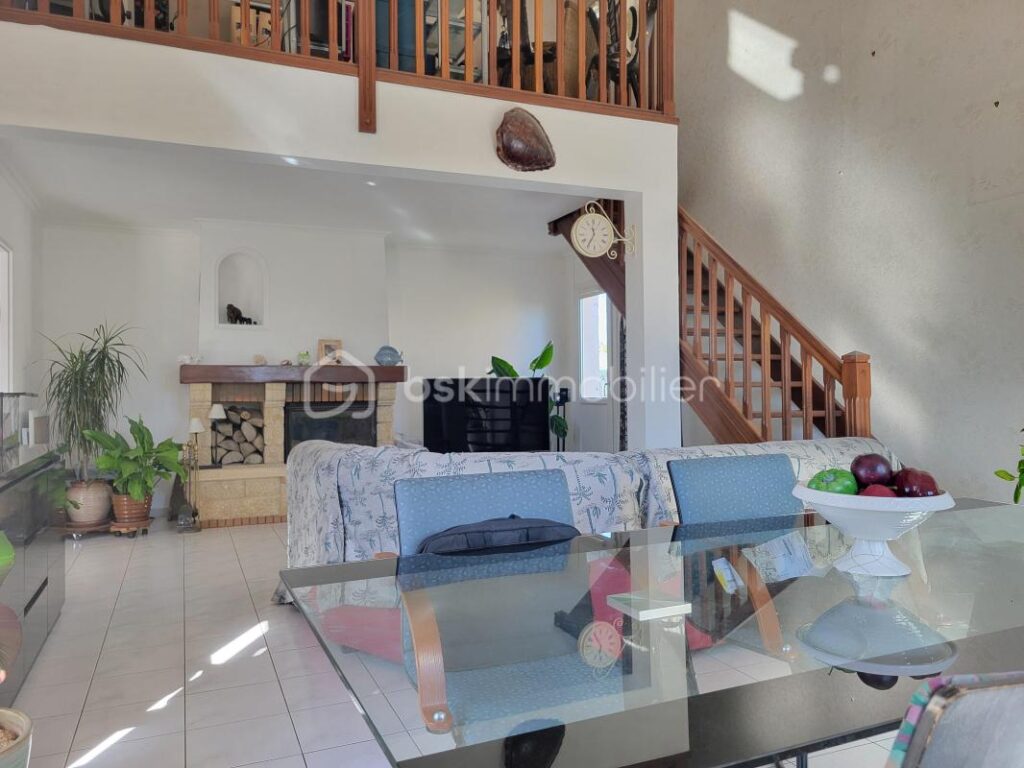 Villa F4 avec 115 m² hab sur 512 m² de terrain au calme sur Autignac 34480 – 4 pièces – 2 chambres – 115 m²