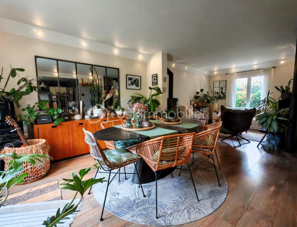 Maison au calme proche de la gare et des commerces – 5 pièces – 3 chambres – 115 m²