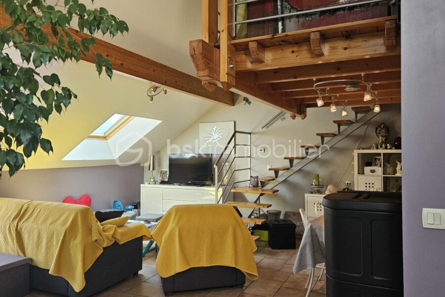 Maison à vendre à La batie neuve