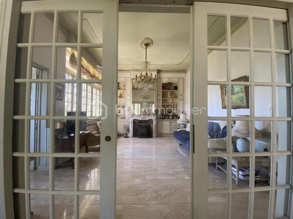 *** MAISON DE CARACTERE / VUE MER / QUARTIER FARON TOULON *** – 7 pièces – 5 chambres – 245 m²