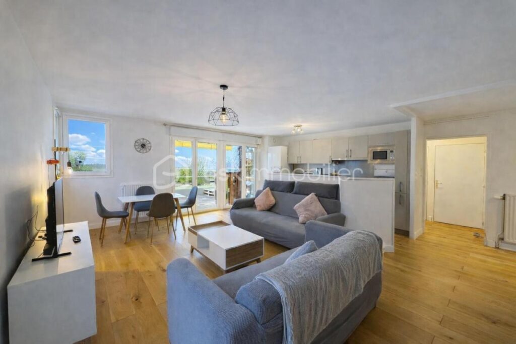 COUP DE CŒUR – 3 PIÈCES AVEC TERRASSE & JARDIN – VUE JURA – 3 pièces – 2 chambres – 72 m²