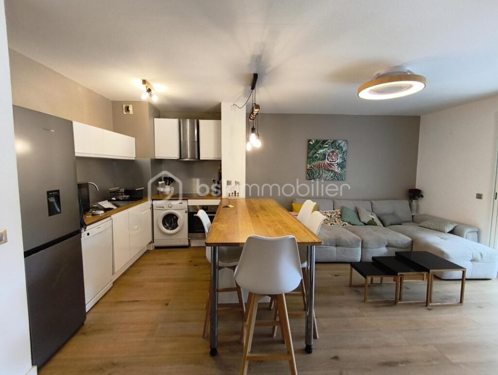 📢 EXCLUSIVITÉ BSK IMMOBILIER – Appartement Duplex T3 , vue montagne, sans vis à vis – Saint-Denis – 3 pièces – 2 chambres – 63 m²
