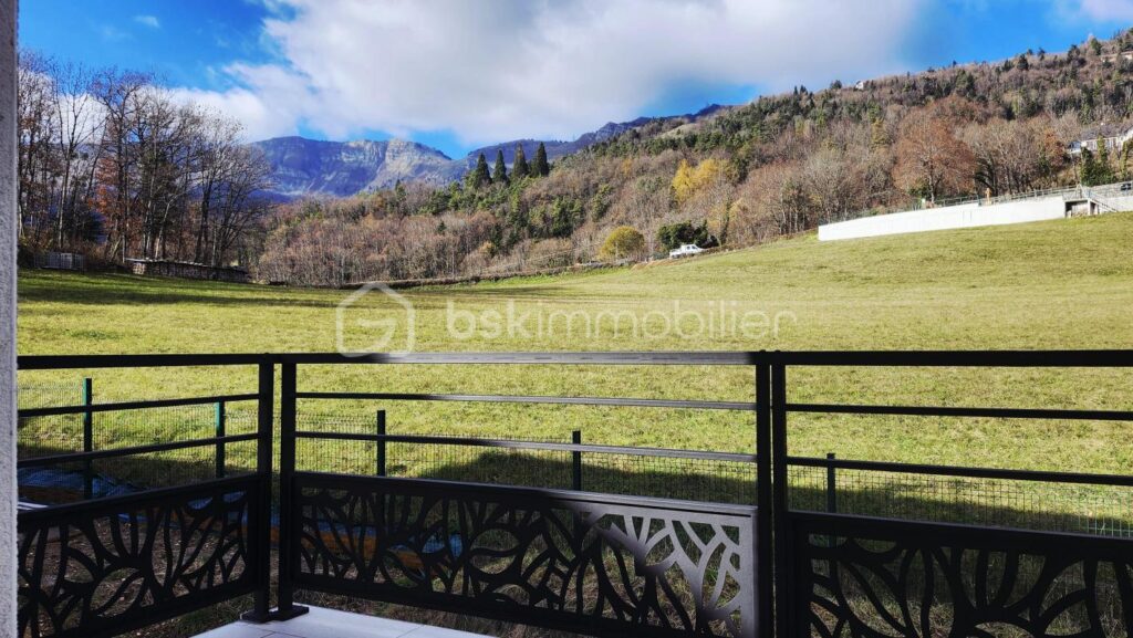 Maison construite en 2020 à haute performance énergétique – 6 pièces – 5 chambres – 170 m²