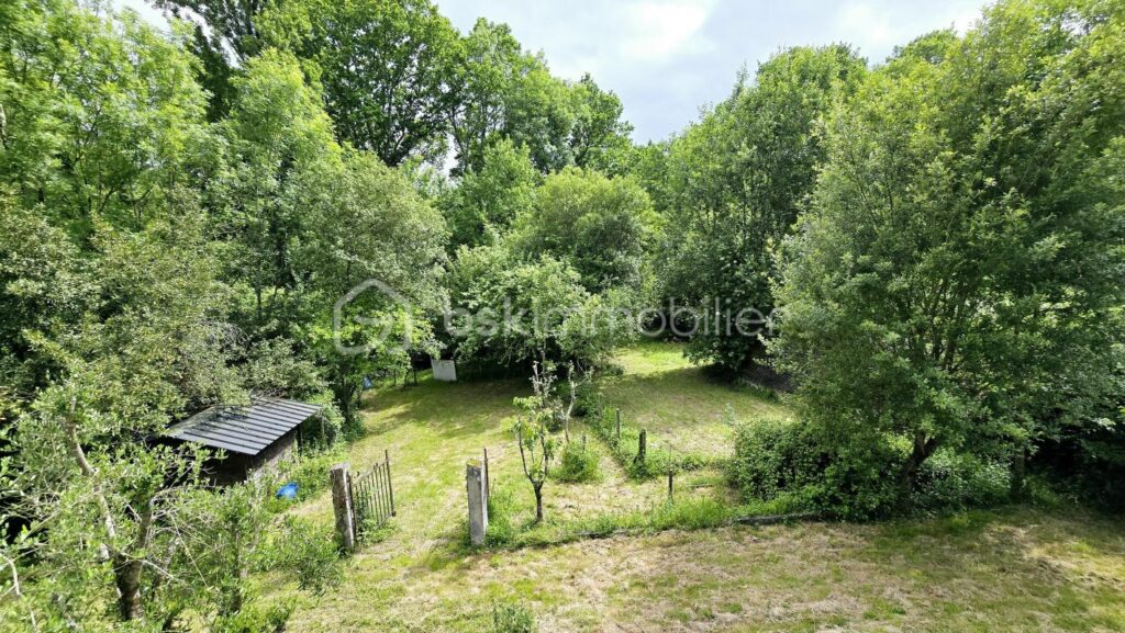 Maison 180 m² possibilité jusqu’à 6 chambres, panneaux photovoltaïques – 8 pièces – 5 chambres – 180 m²