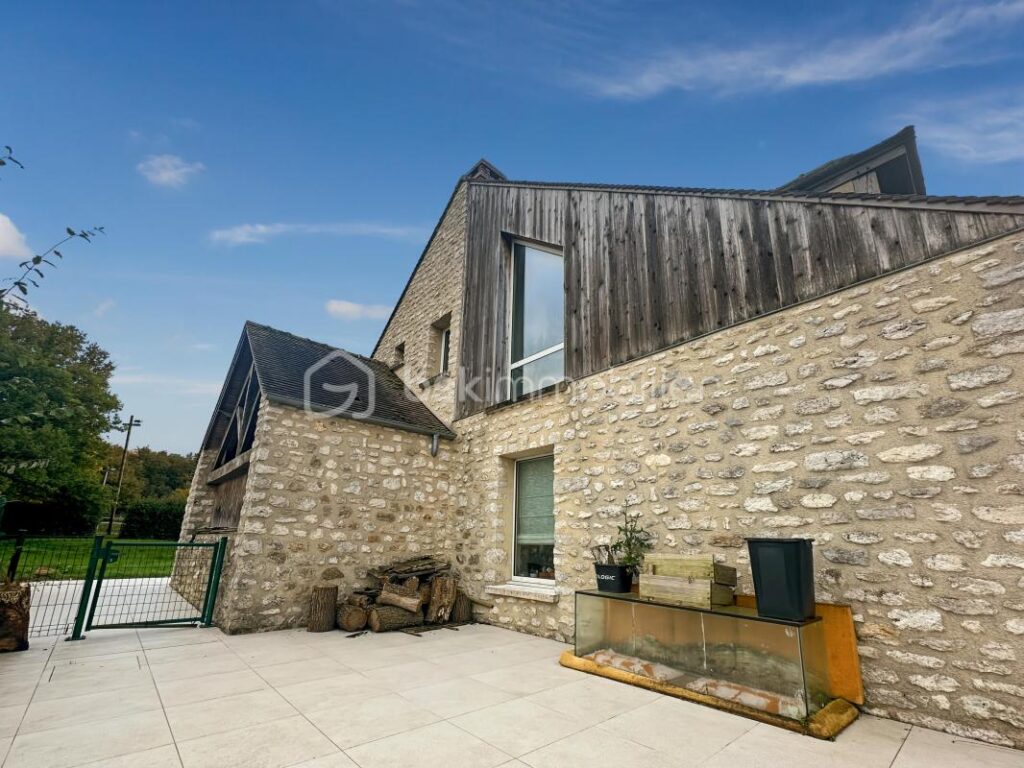 Magnifique demeure – 8 pièces – 5 chambres – 264 m²