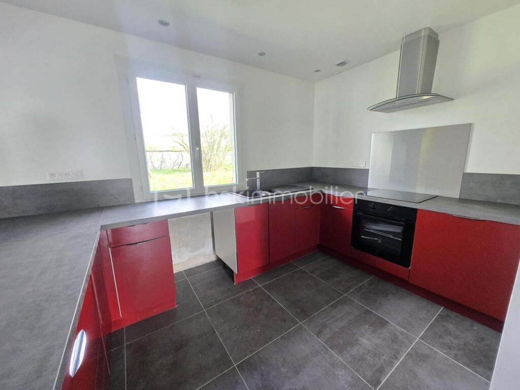 Beau Pavillon de plain pied de 125m² de Parigny les Vaux – 4 pièces – 3 chambres – 125 m²