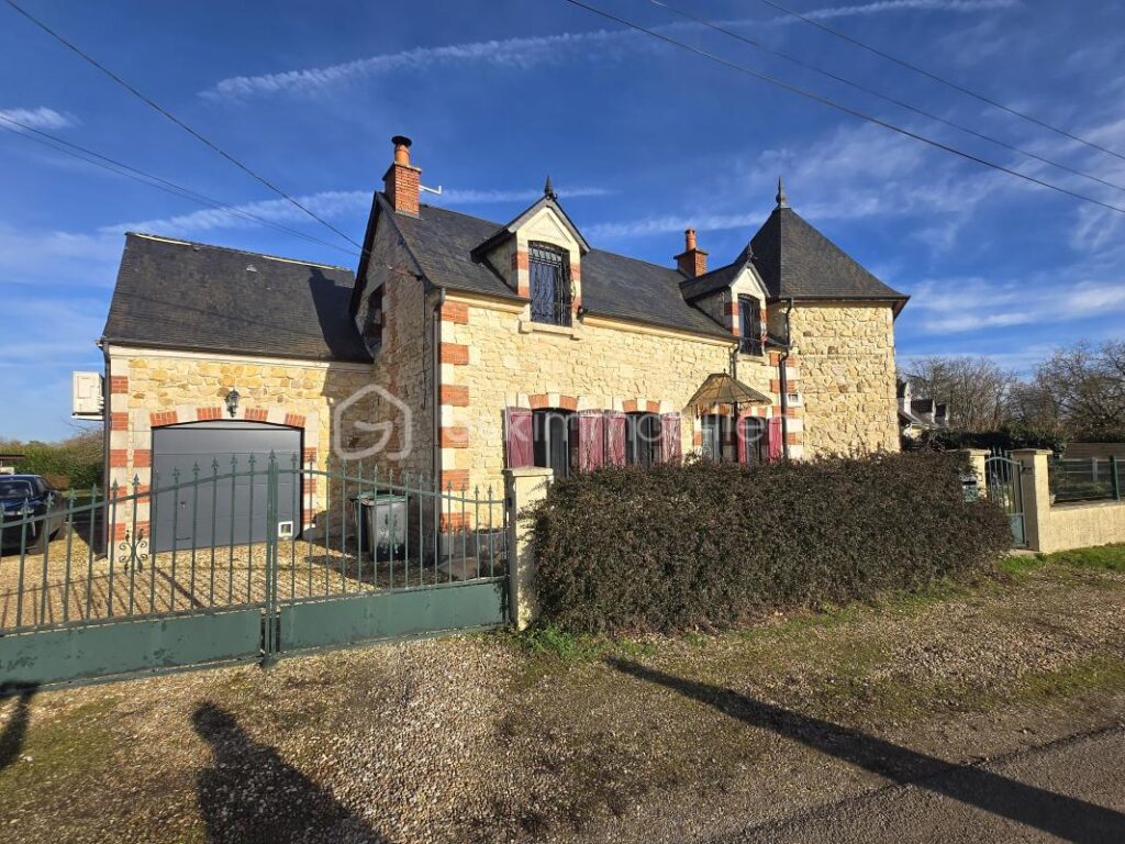 Magnifique Maison en pierres de 201m² à Raveau – 5 pièces – 4 chambres – 201 m²