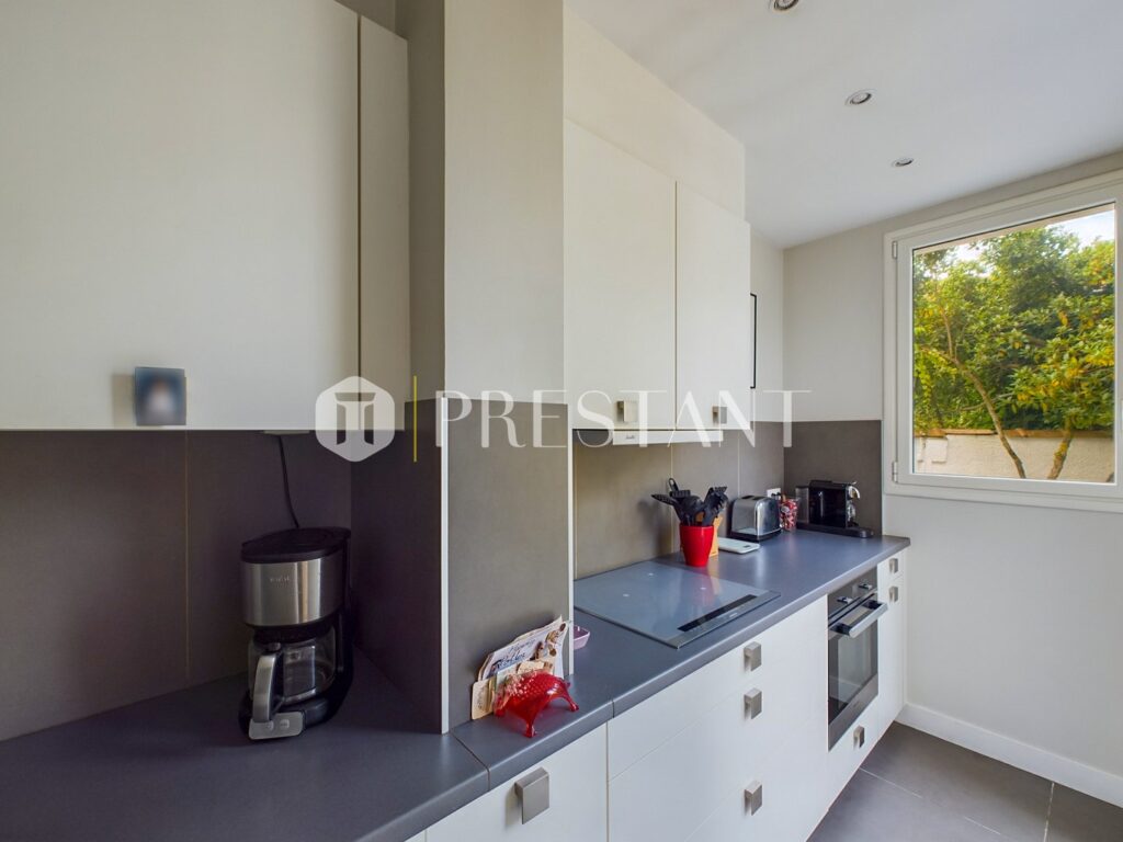 Maison – 7 pièces – 4 chambres – 190 m²