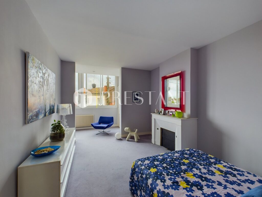 Maison – 7 pièces – 4 chambres – 190 m²