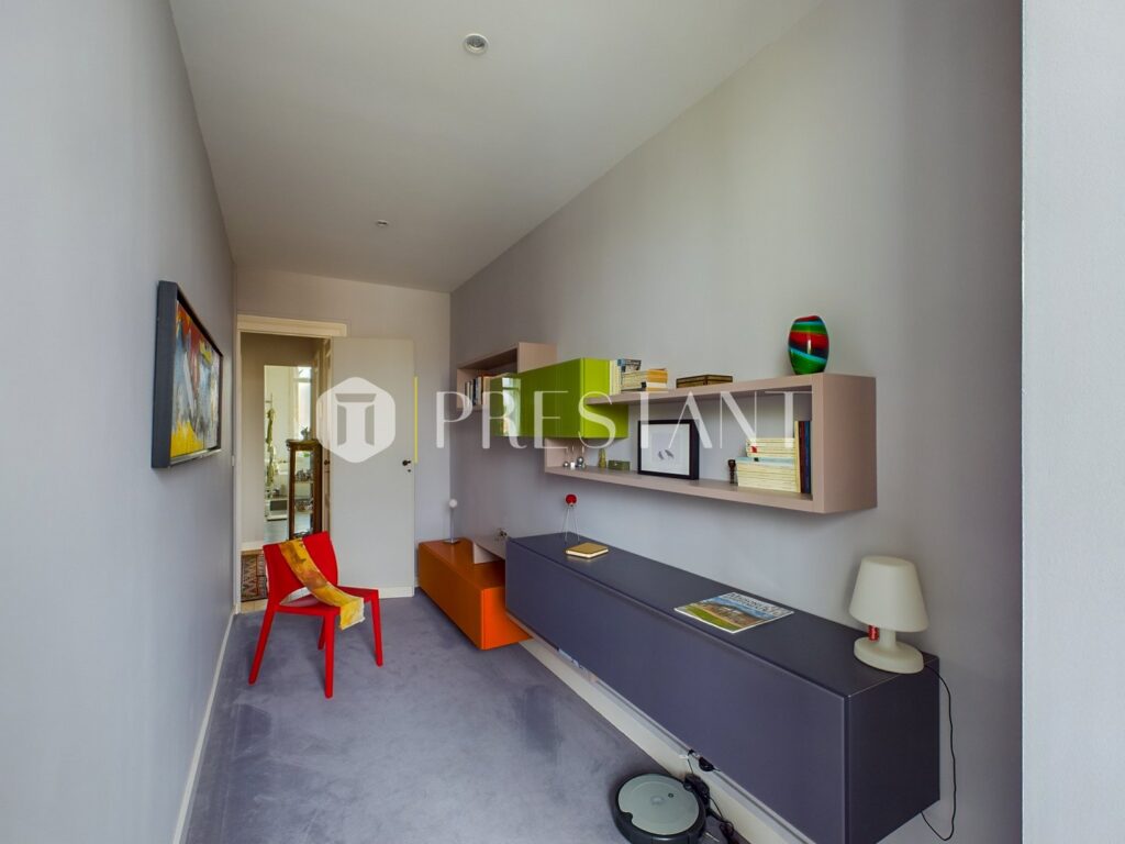 Maison – 7 pièces – 4 chambres – 190 m²