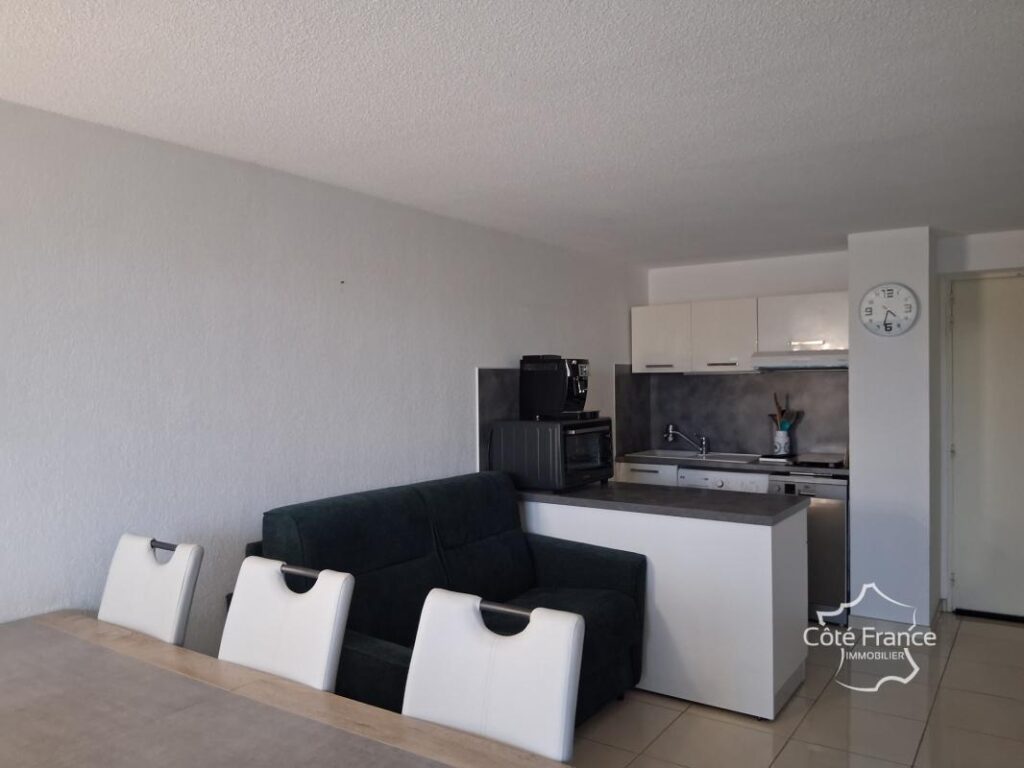 Bel Appartement T2 rénové secteur Richelieu dans résidence a – 2 pièces – 1 chambre – 31 m²