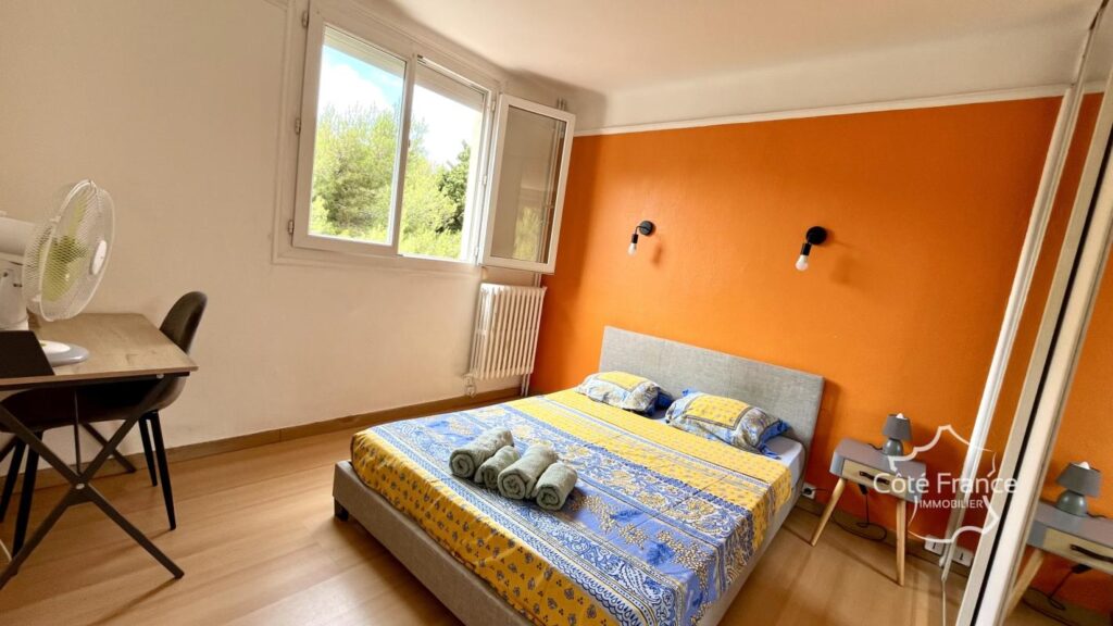 Appartement 53 m2 avec vue dégagée- VUE BASSIN DE THAU – 2 – 3 pièces – 2 chambres – 53 m²