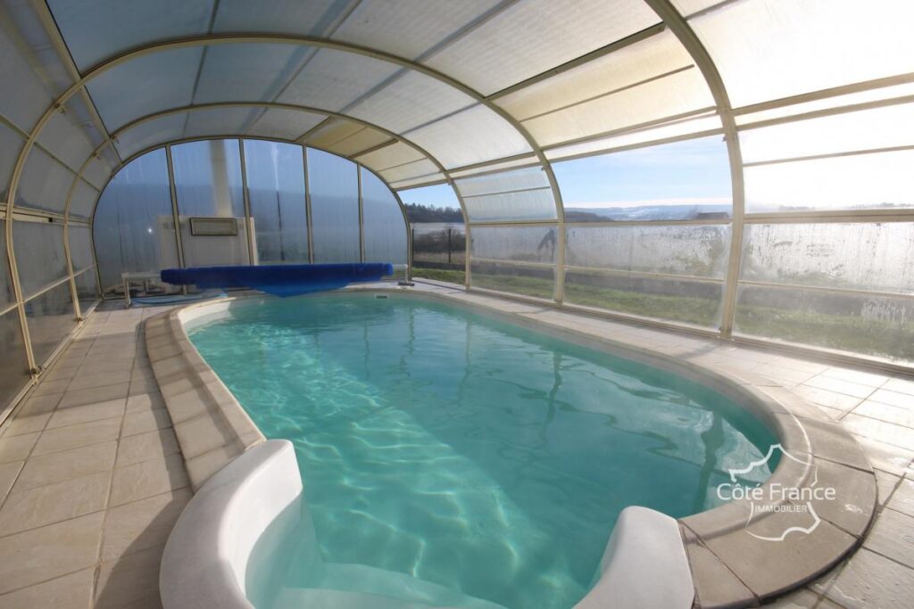 MAISON D’EXCEPTION 8 chambres, habitable de plain pied, avec – 9 pièces – 8 chambres – 212 m²