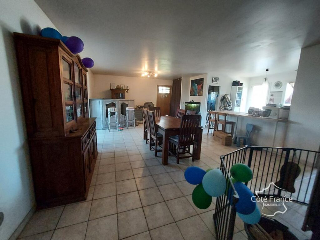 Maison 5 chambres et grand jardin – 7 pièces – 5 chambres – 190 m²