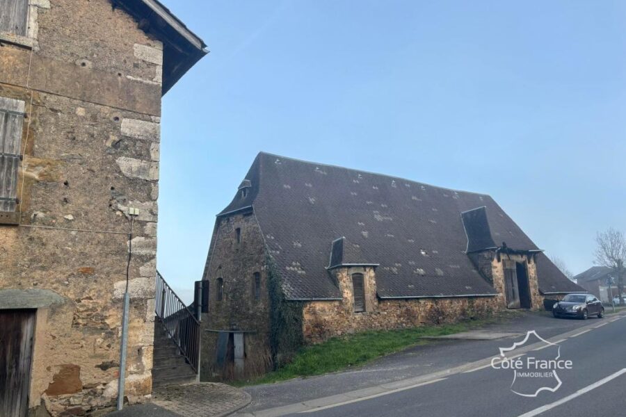 Maison à vendre à Saint-Santin-de-Maurs — Vue nature — photo 5