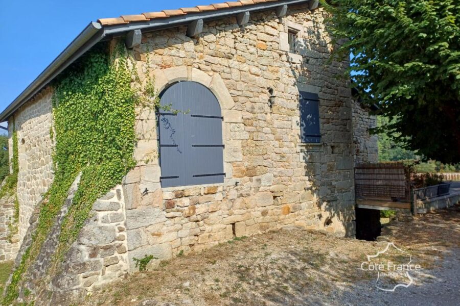 Maison à vendre à Mercuer