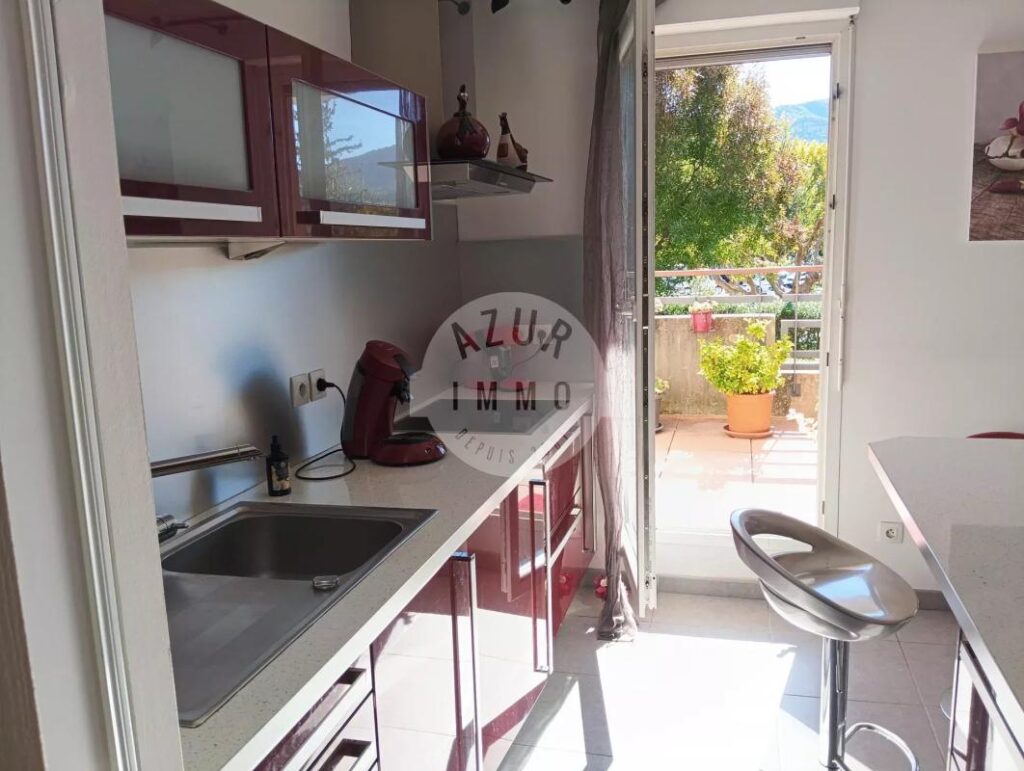 APPARTEMENT T2 52 M² + TERRASSE ET GARAGE – 2 pièces – NR chambres – 52 m²