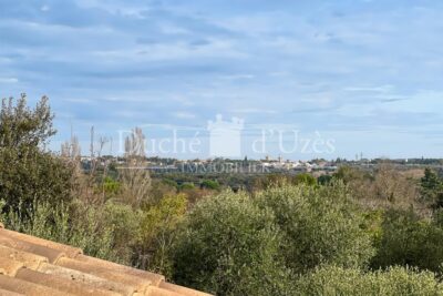 Maison – 8 pièces – 6 chambres – 180 m²