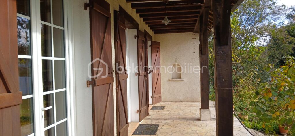 🌿Jolie Périgourdine familiale – 8 pièces – 5 chambres – 130 m²