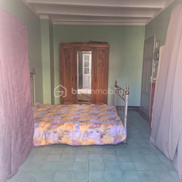 Maison à vendre à Pia