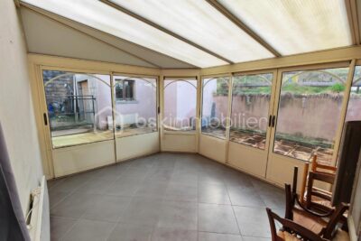 Charmante maison mitoyenne authentique 104 m² habitable environ – 5 pièces – 3 chambres – 112 m²