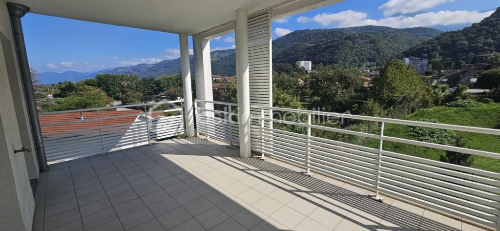 appartement t4 + terrasse 20m2 + garage – 4 pièces – 3 chambres – 76 m²