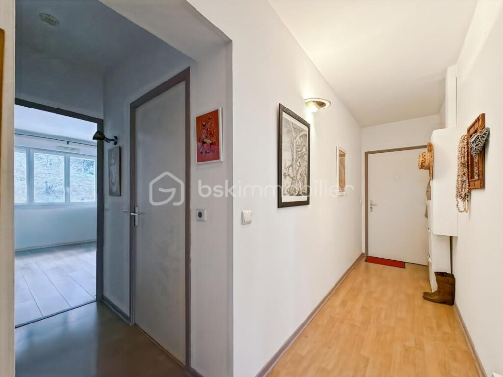 Appartement F4 – 75 m2 – 4 chambres – terrasse VUE SEINE – 4 pièces – 2 chambres – 75 m²