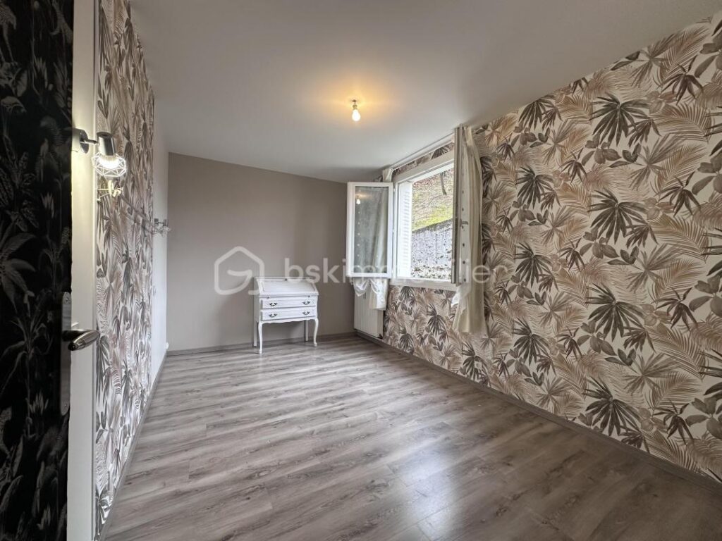Appartement T4/5 de 90 m² – Cave, parking – Quartier Belvédère – 4 pièces – 3 chambres – 89 m²