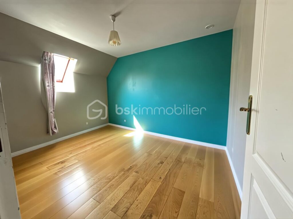 MAISON INDIVIDUELLE 6 PIÈCES 4 CHAMBRES MEAUX QUARTIER RECHERCHÉ – 367 000 € – DPE CLASSE C – 6 pièces – 4 chambres – 120 m²