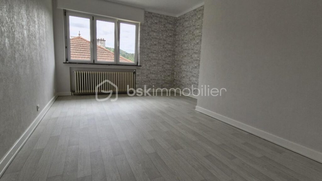 Maison 5 pièces 3 chambres – 5 pièces – 3 chambres – 117 m²