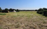 A vendre chez BSK immobilier , terrain constructible et viabilisé opportunité à saisir !!! – NR pièces – NR chambres – 1801 m²