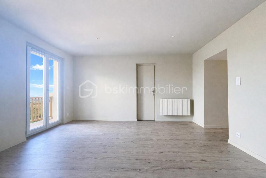 DUPLEX T3 LUMINEUX AVEC BALCON & VUE VIGNES — COUP DE CŒUR À POMMIERS – 3 pièces – 2 chambres – 63 m²