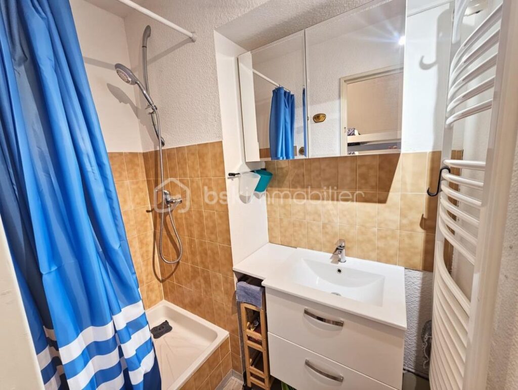 Studio avec coin montagne – Vue montagnes – Résidence sécurisée “Les Étoiles” – 1 pièce – NR chambres – 21 m²