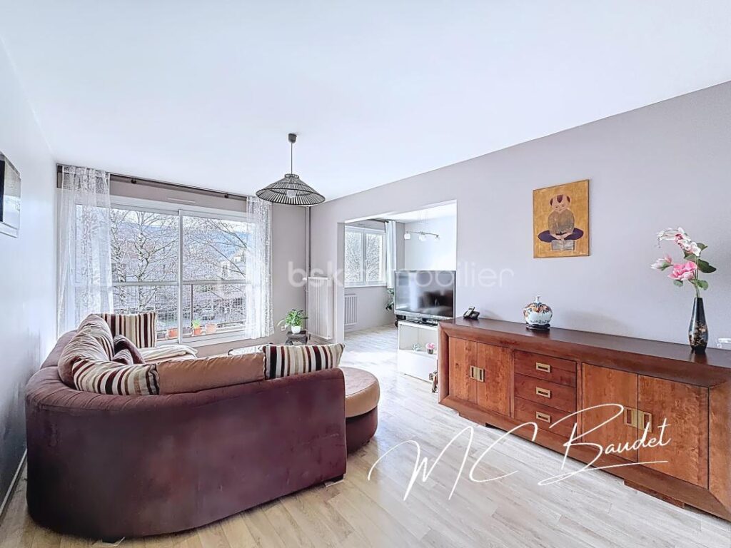 A découvrir, bel appartement T4 dans résidence familiale limite Eybens – 4 pièces – 2 chambres – 72 m²