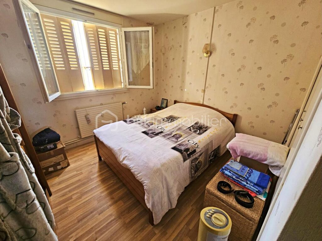 T2 lumineux avec balcon, vue dégagée, ascenseur et parking – Vente libre – 2 pièces – 1 chambre – 47 m²