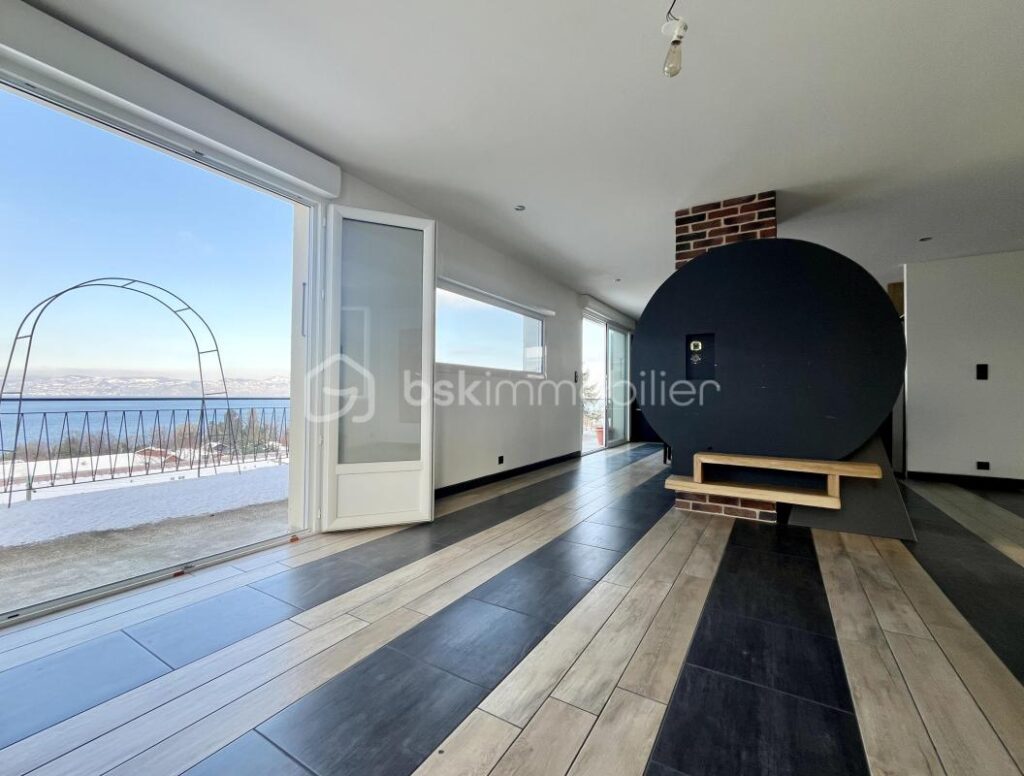 DPT HAUTE SAVOIE (74) – MAISON FAMILIALE AVEC VUE SUR LE LAC LEMAN – Lugrin (Hauteurs d’Évian) – 6 pièces – 4 chambres – 166 m²