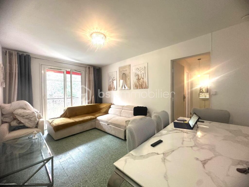 Nice Nord Appartement a vendre 3 pièces – Étage élevé, vue dégagée Ouest – 3 pièces – 2 chambres – 56 m²