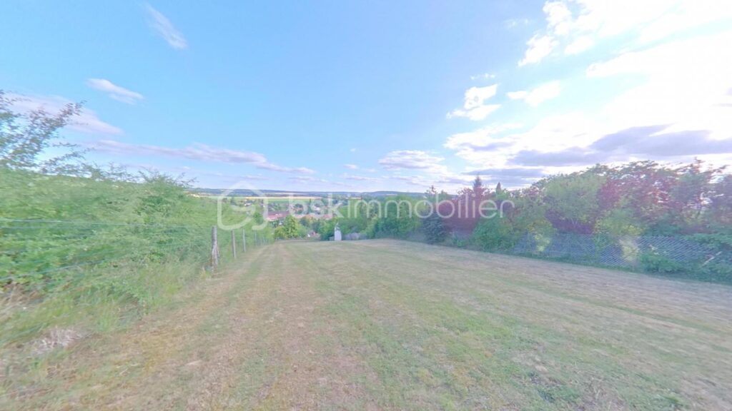 Pavillon de plain pied sur sous-sol de 127 m² sur 3450 m² de terrain – 5 pièces – 3 chambres – 127 m²