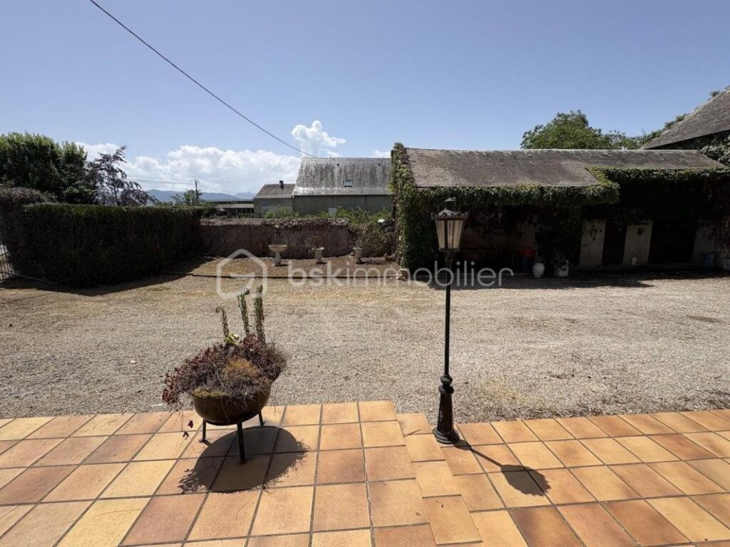 Maison T6 Corps de Ferme à Cieutat – 14 pièces – 5 chambres – 290 m²