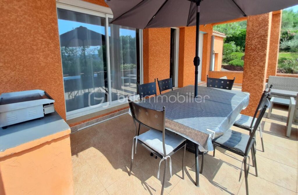 Villa familiale 4 chambres avec piscine – 6 pièces – 4 chambres – 115 m²