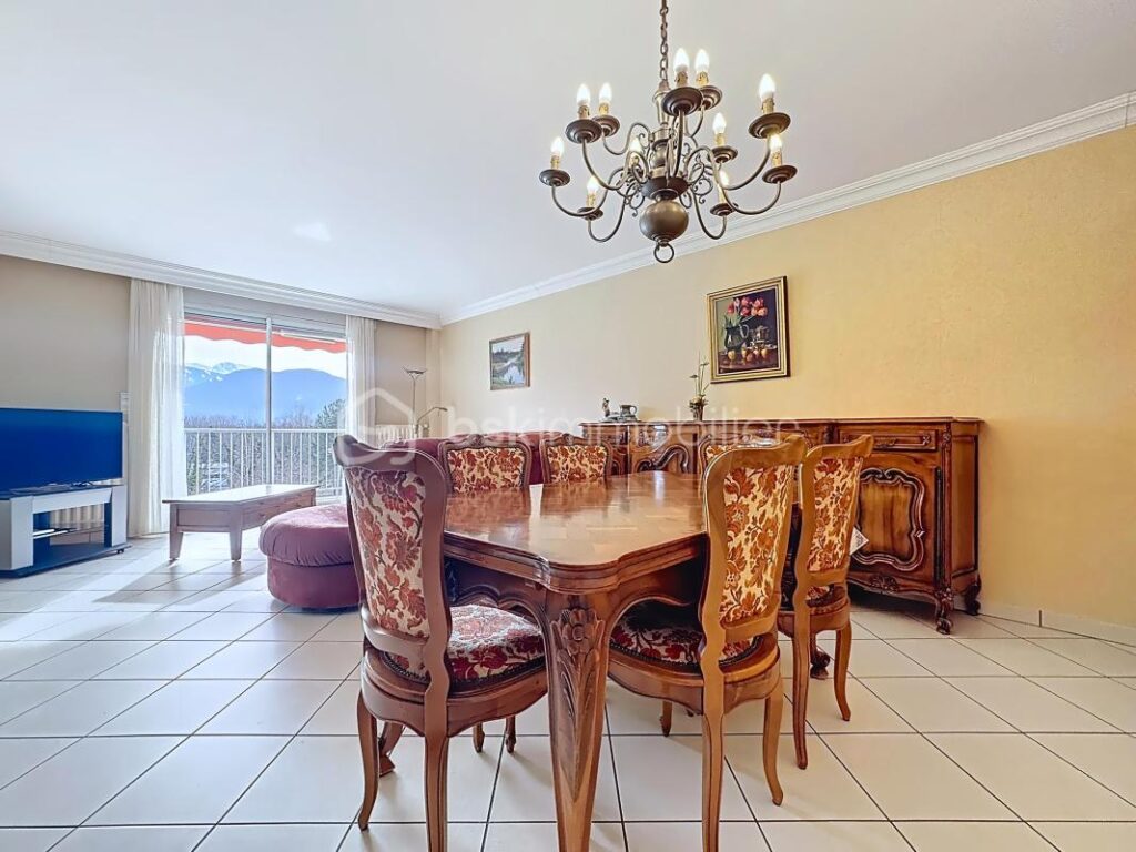Appartement T4 – 91m² – Meylan – Vue Montagne – Place de parking – 4 pièces – 3 chambres – 91 m²