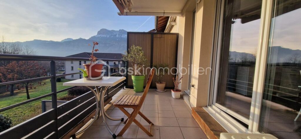 LUMINEUX T3 SANS VIS-À-VIS – 3 pièces – 2 chambres – 66 m²