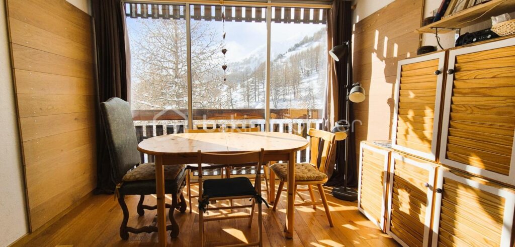 🏔️ GRAND STUDIO 6 COUCHAGES – LA FOUX D’ALLOS – VUE MONTAGNES – 1 pièce – NR chambres – 31 m²