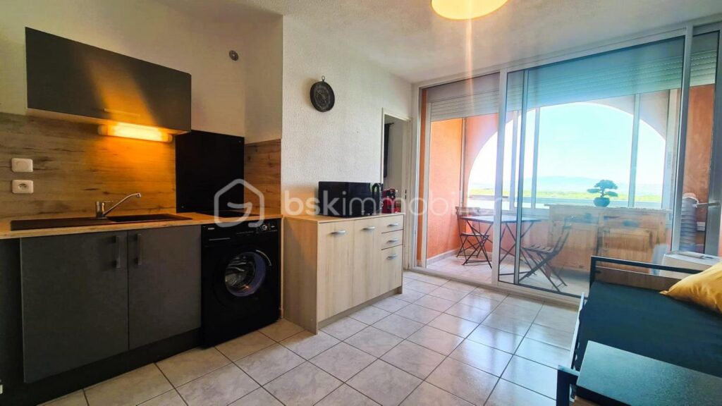 *** Appartement de 29m² T2 avec VUE +++ sur mer à Port-Leucate *** – 2 pièces – 1 chambre – 23 m²