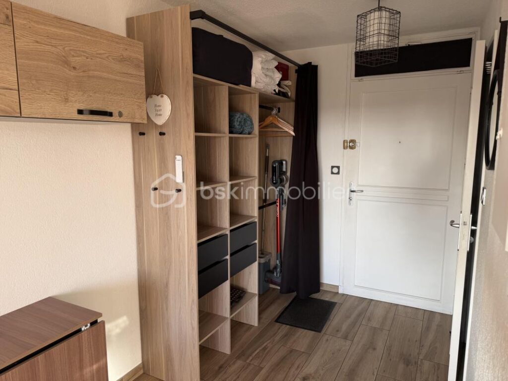 Studio Climatisé et Rénové 100 m des Plages – Cavalaire sur Mer 83240 – 1 pièce – NR chambres – 17 m²