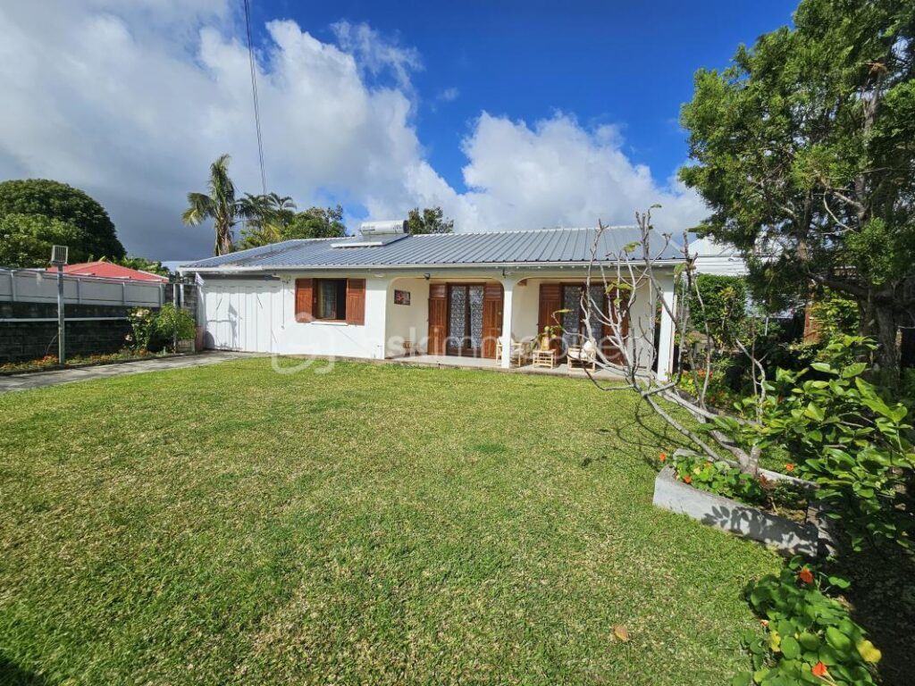 Charmante maison au calme – 6 pièces – 3 chambres – 120 m²