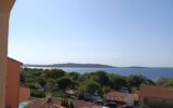 HYERES PRESQU’ÎLES DE GIENS : T2 DE 38 M2 AVEC PISCINE ET VUE MER – 2 pièces – 1 chambre – 37 m²