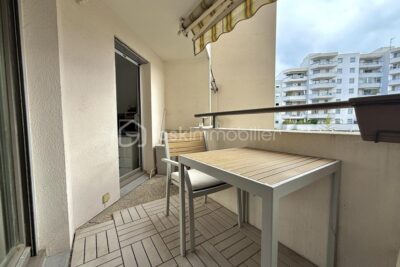 Secteur CHARPENNES et proche du Parc de la Tête d&rsquo;Or – 4 pièces – 3 chambres – 86 m²